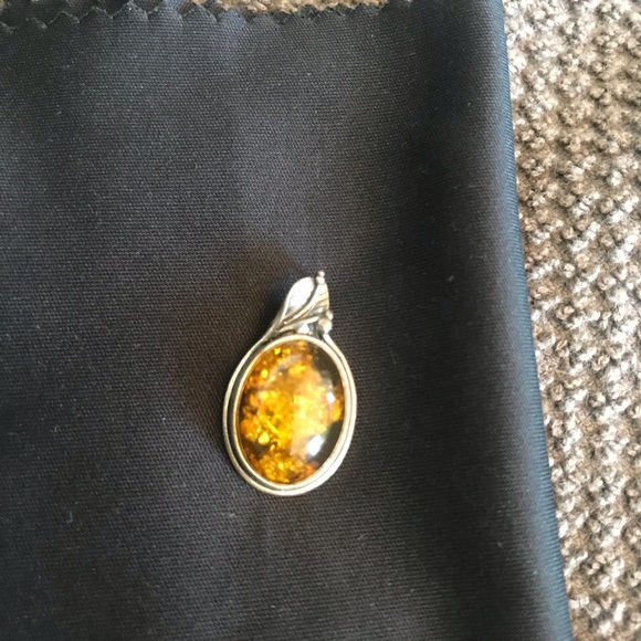 Vintage Amber & Sterling Silver Pendant - Picture 3 of 10